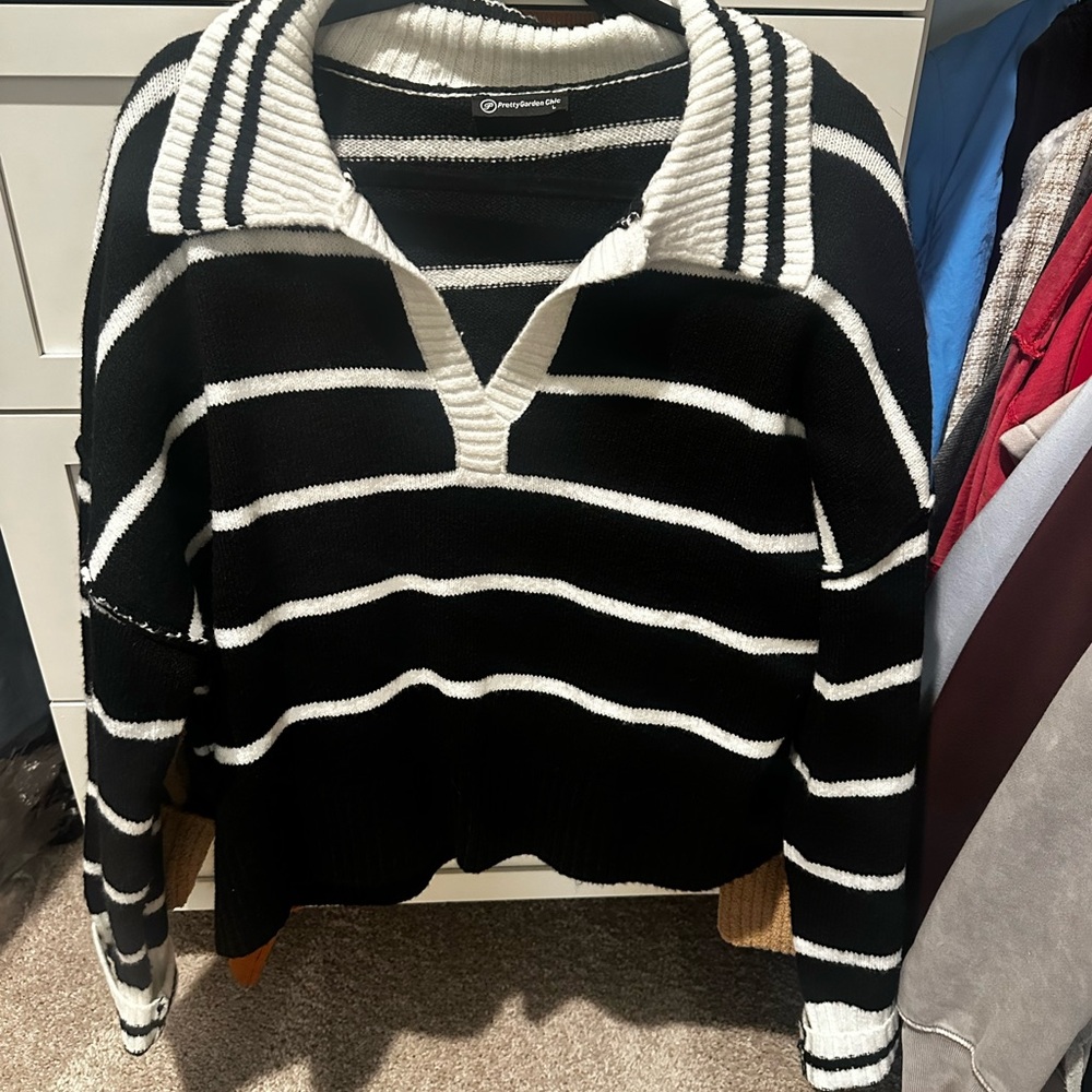 Cider Black and White V-Neck Sweater
